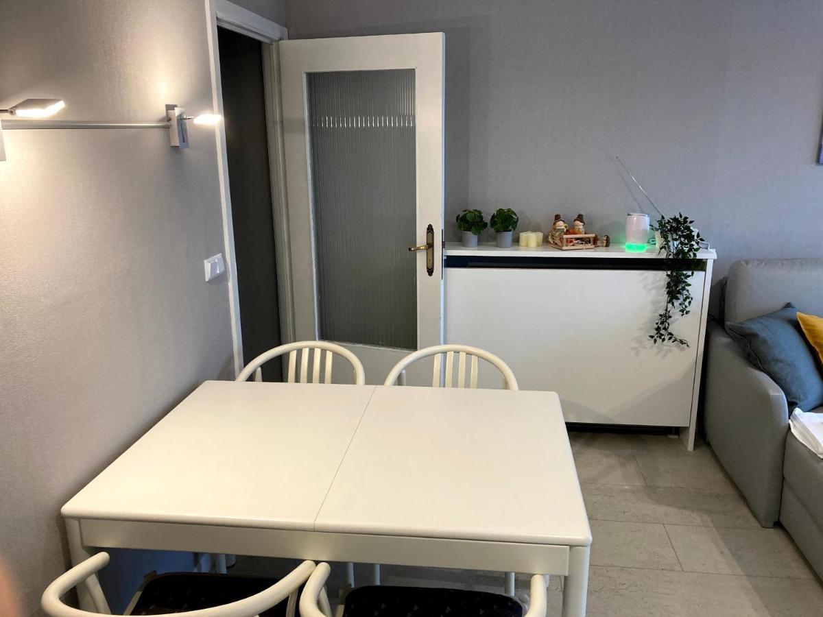 Studio Met Zeezicht Op Heldenplein Knokke-Heist Exterior foto
